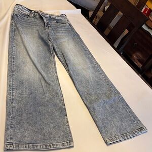 KUT from the Kloth - high raise wide leg,  stretch Denim Jeans